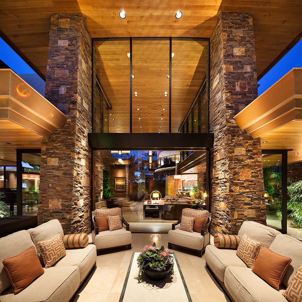 Contemporary Estate - patio